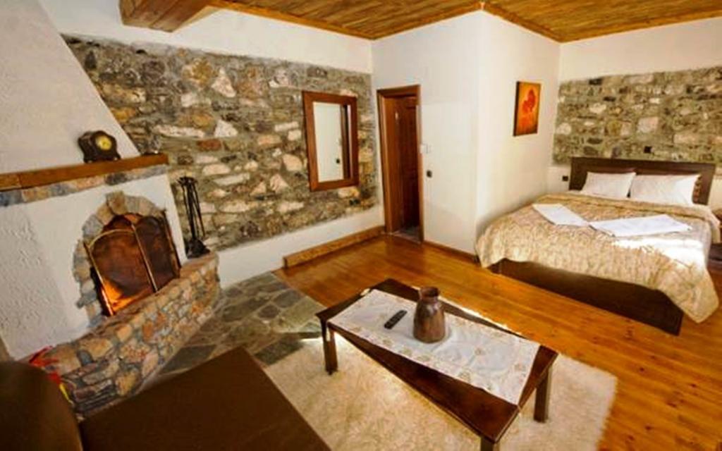 Nostos Agios Athanasios (Pella) Quarto foto